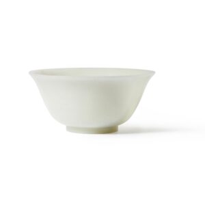 A rare and fine white jade bowl, Qianlong period